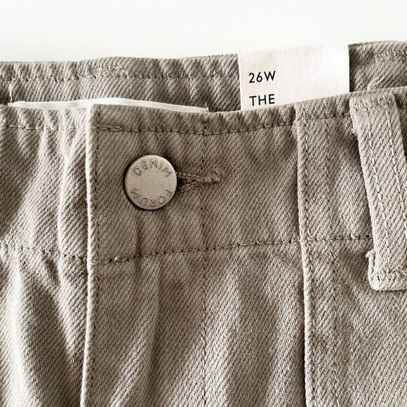 Denim Forum NWT The Joni Loose Bermuda Short - Picture 4 of 10